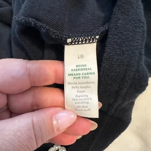 Aerie Towel Terry Cloth Cinched Reversable Sweatshirt in Black - Large - Picture 11 of 14